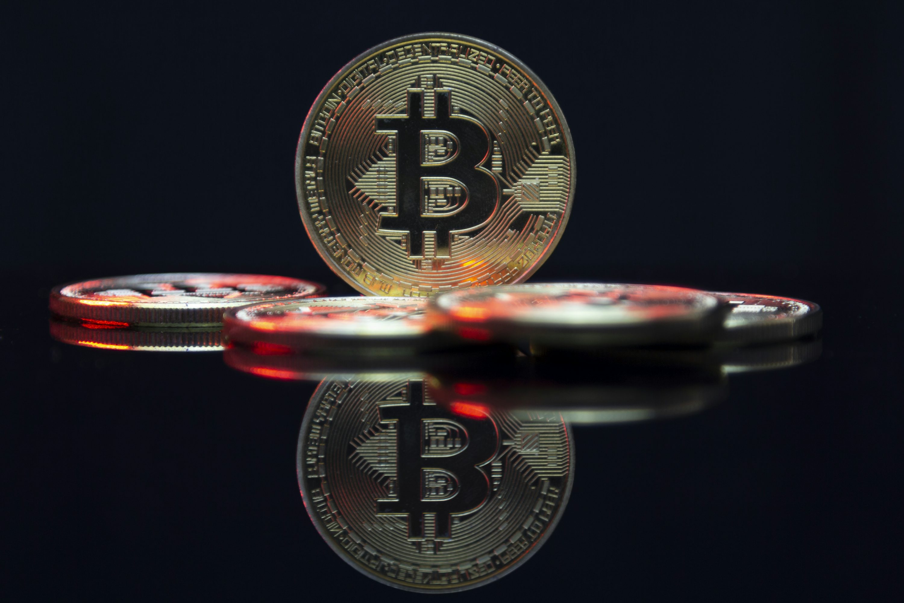 $15M In Bitcoin Awakens From 10-Year Slumber As BTC Hits $116K