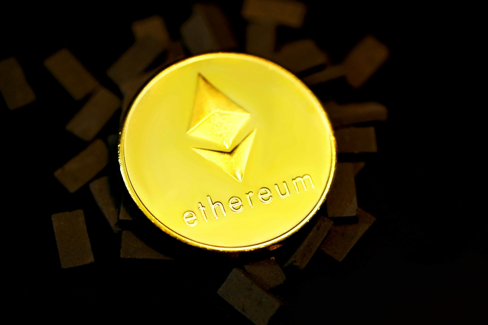 Ethereum Supply On Exchanges Shrinks: Multi-Year Lows Signal Bullish Setup