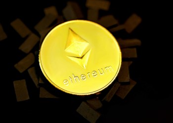 Ethereum Supply On Exchanges Shrinks: Multi-Year Lows Signal Bullish Setup