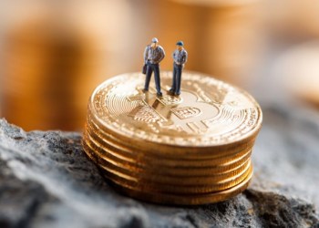 比特幣暴跌真相〡情緒性拋售堅守100K底線　2,600萬美元資金回流Hyper幣預售-加密貨幣新聞