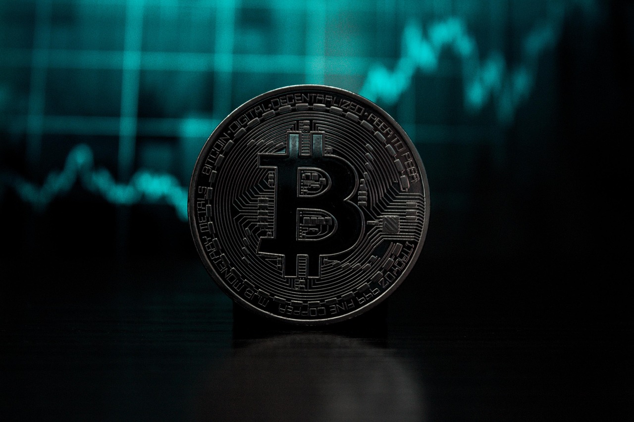Bitcoin’s Make-or-Break Phase Begins: Weekly Support Holds, Momentum Fades