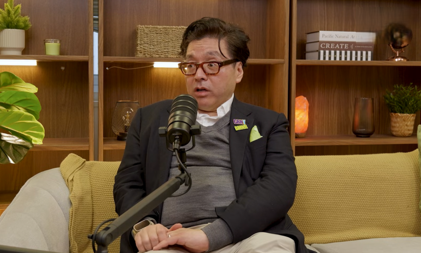 Tom Lee Still Sees Bitcoin At $250,000 But Warns 2026 Gets ‘Jagged’