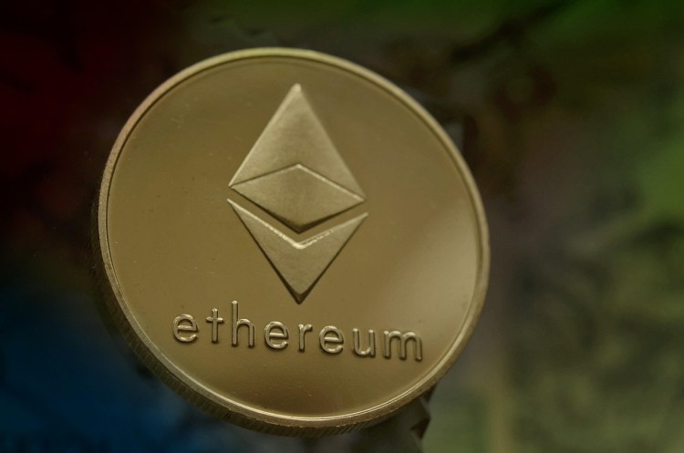 Ethereum’s Bounce Still Lacks Conviction — Downside Risk Remains