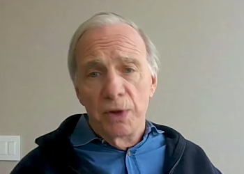 Ray Dalio Slams Bitcoin: Privacy Risks, Control Fears, And The Quantum Question