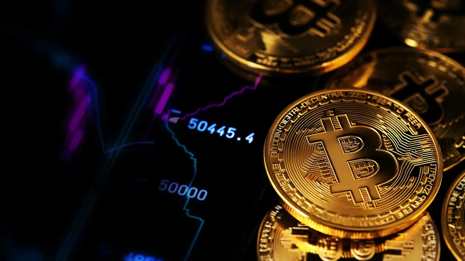 Bitcoin Forms Risky Head-And-Shoulders Pattern, Points To $44K Target