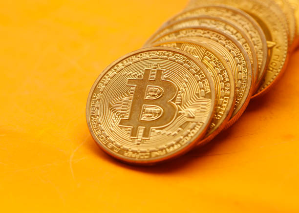 Bitcoin Trend That Has Held For 15 Years Shows When To Expect The Bottom And When $400,000 Will Happen