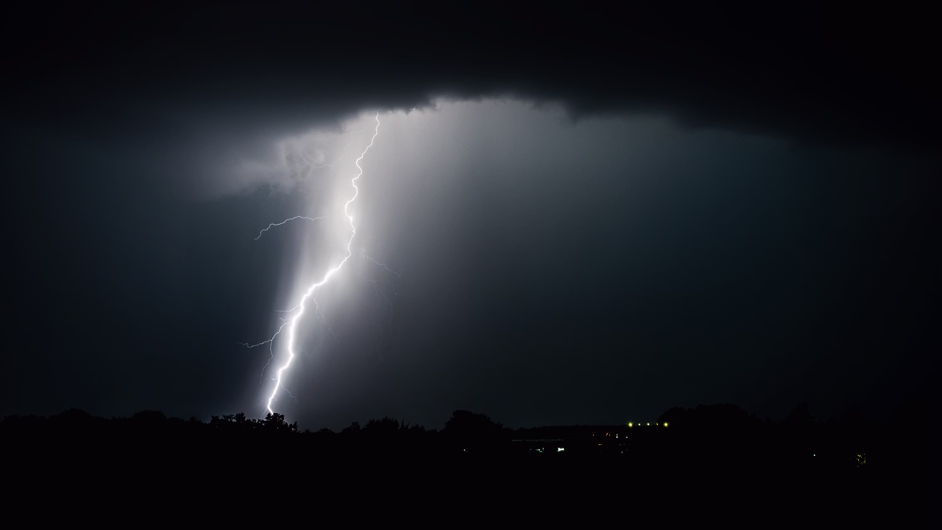 Bitcoin Price Plunges To $59K, Sparking Fears Of Deeper Decline
